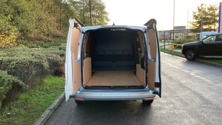 Ford Transit Connect 250 L2 Petrol 1.5 EcoBoost PHEV 150 Limited Van Auto